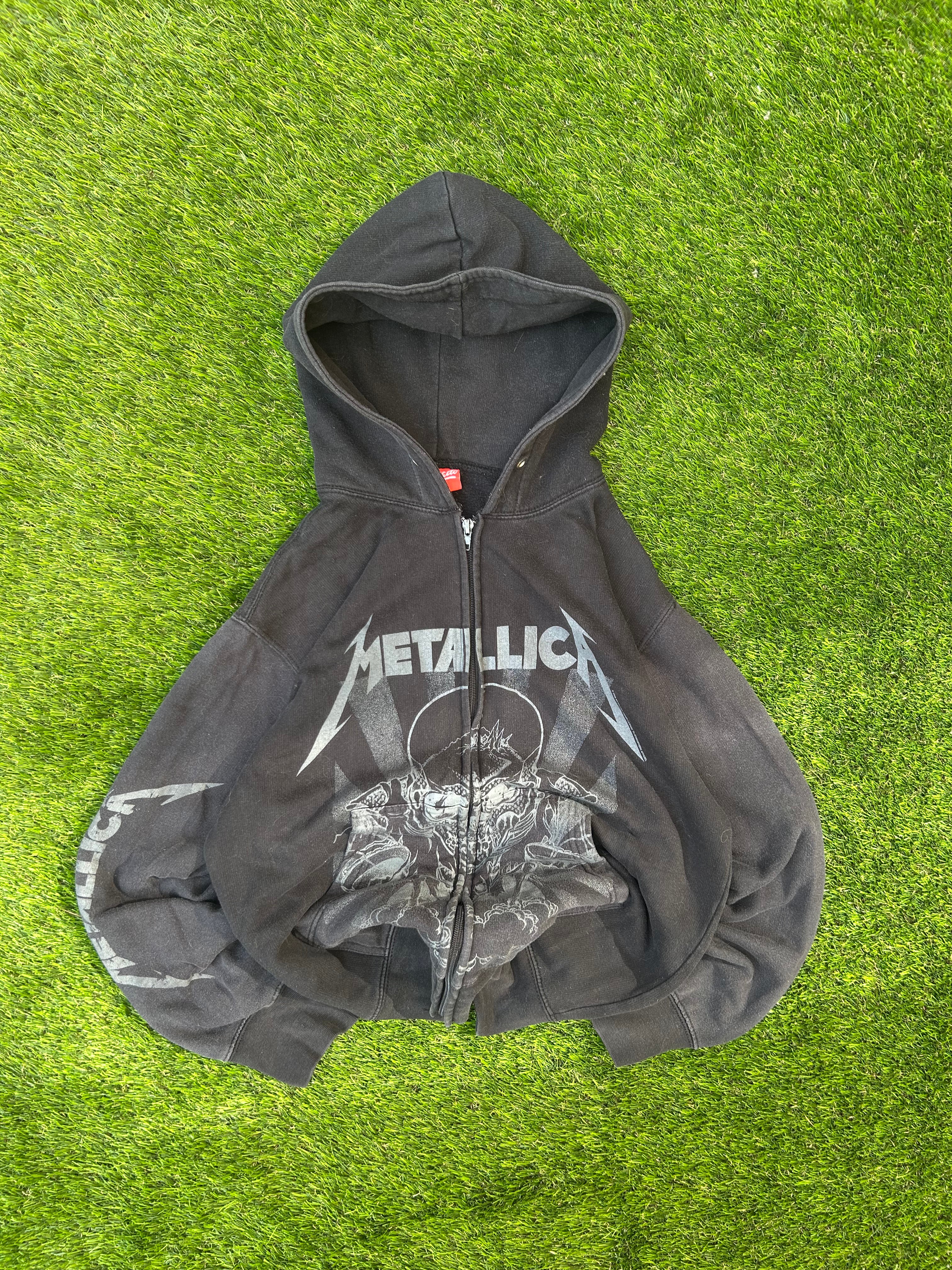 Vintage 1982 Metallica Distressed Cotton Limited Edition Hoodie