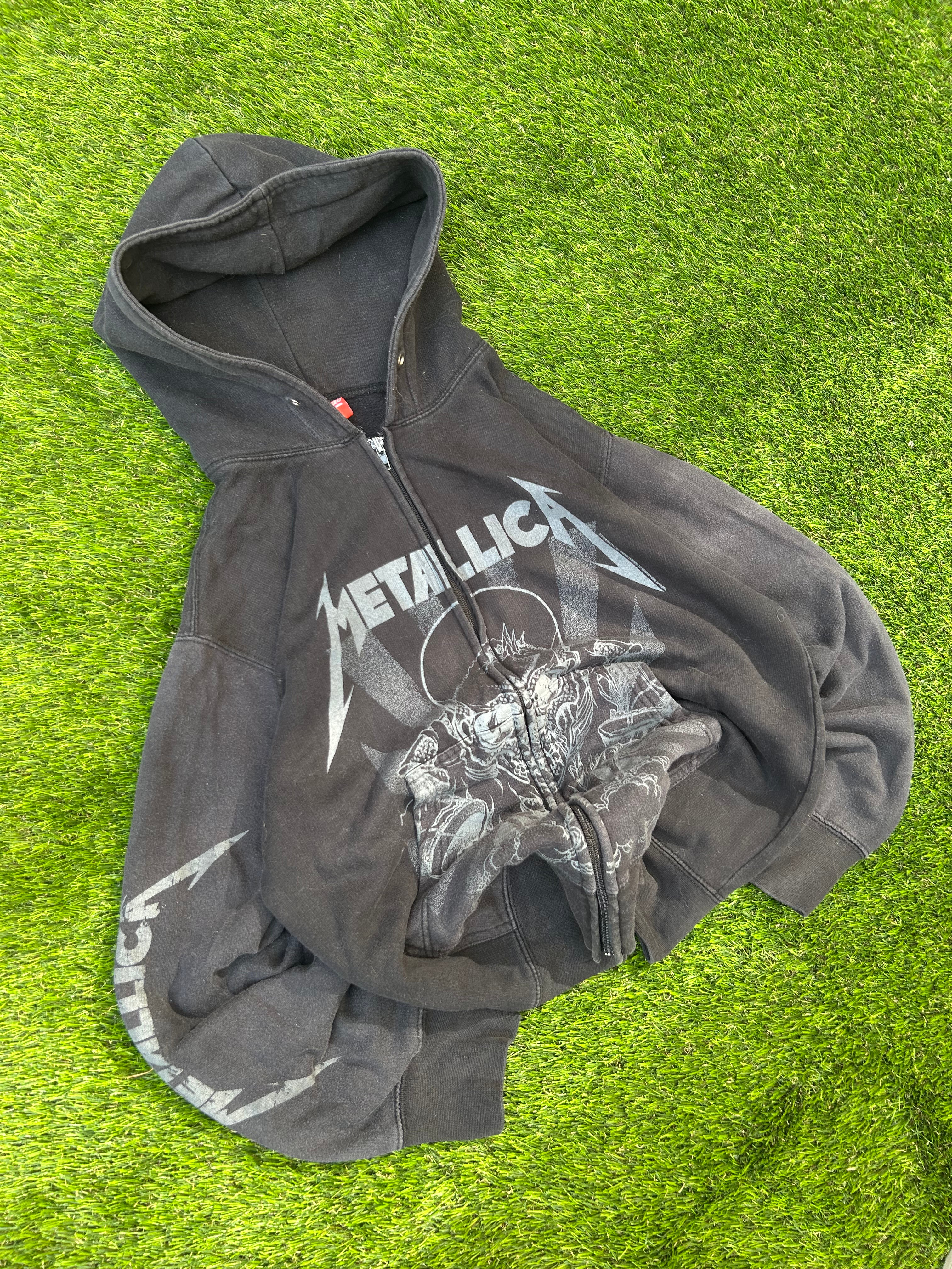 Vintage 1982 Metallica Distressed Cotton Limited Edition Hoodie