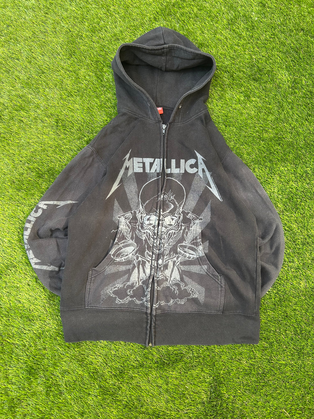 Vintage 1982 Metallica Distressed Cotton Limited Edition Hoodie