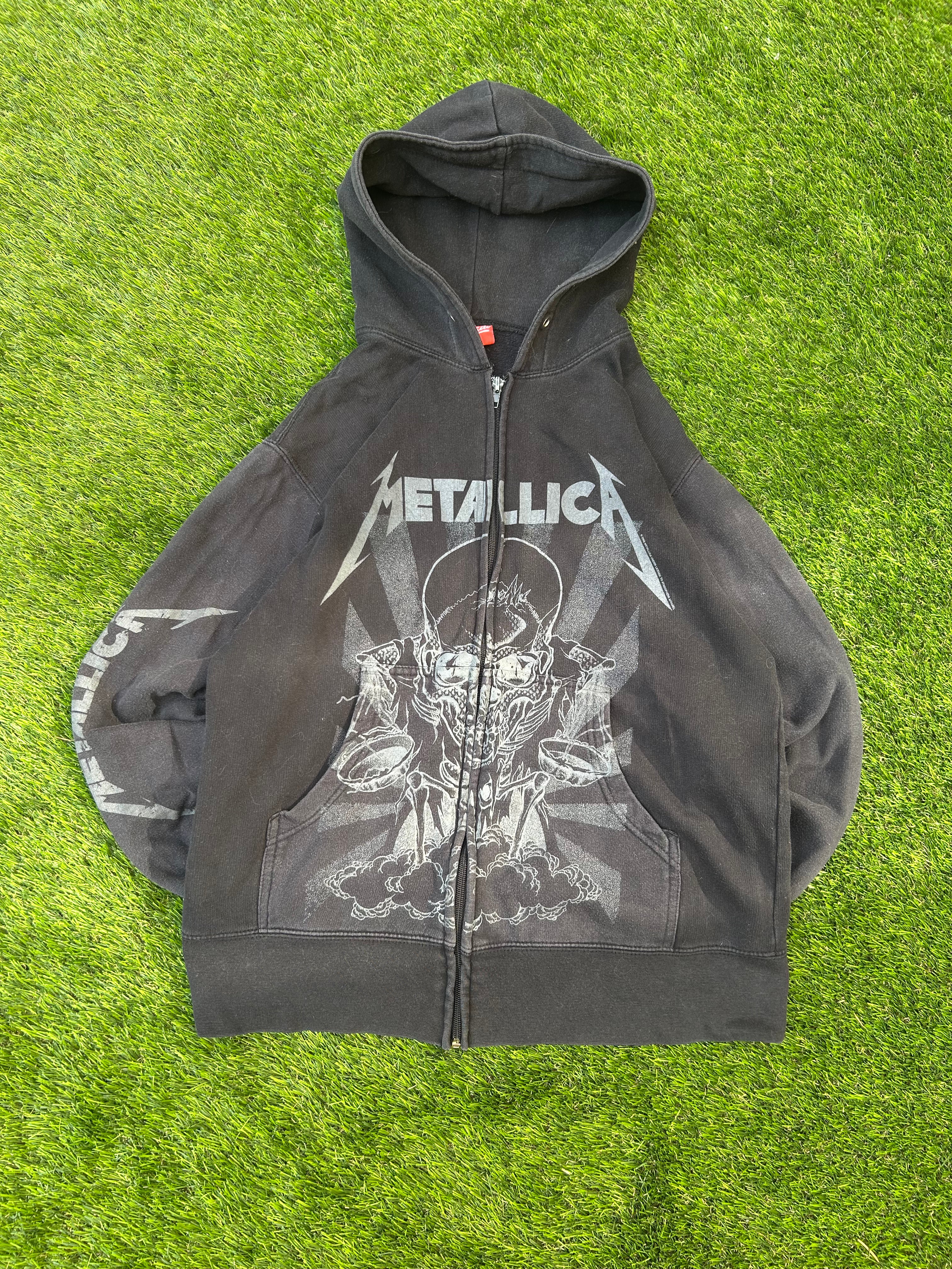 Vintage 1982 Metallica Distressed Cotton Limited Edition Hoodie