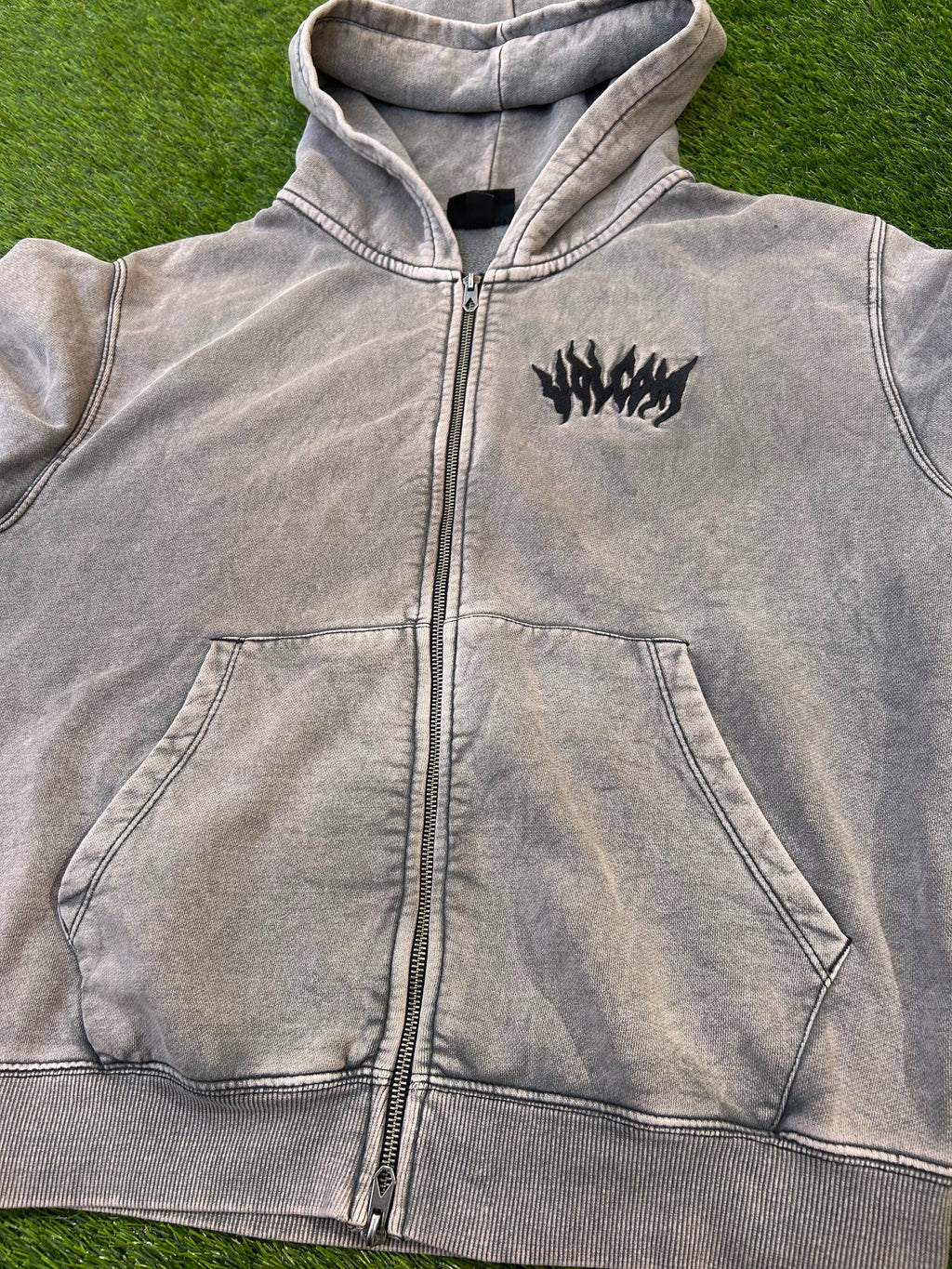 Vintage Volcom Distressed Cotton Zip Up Hoodie