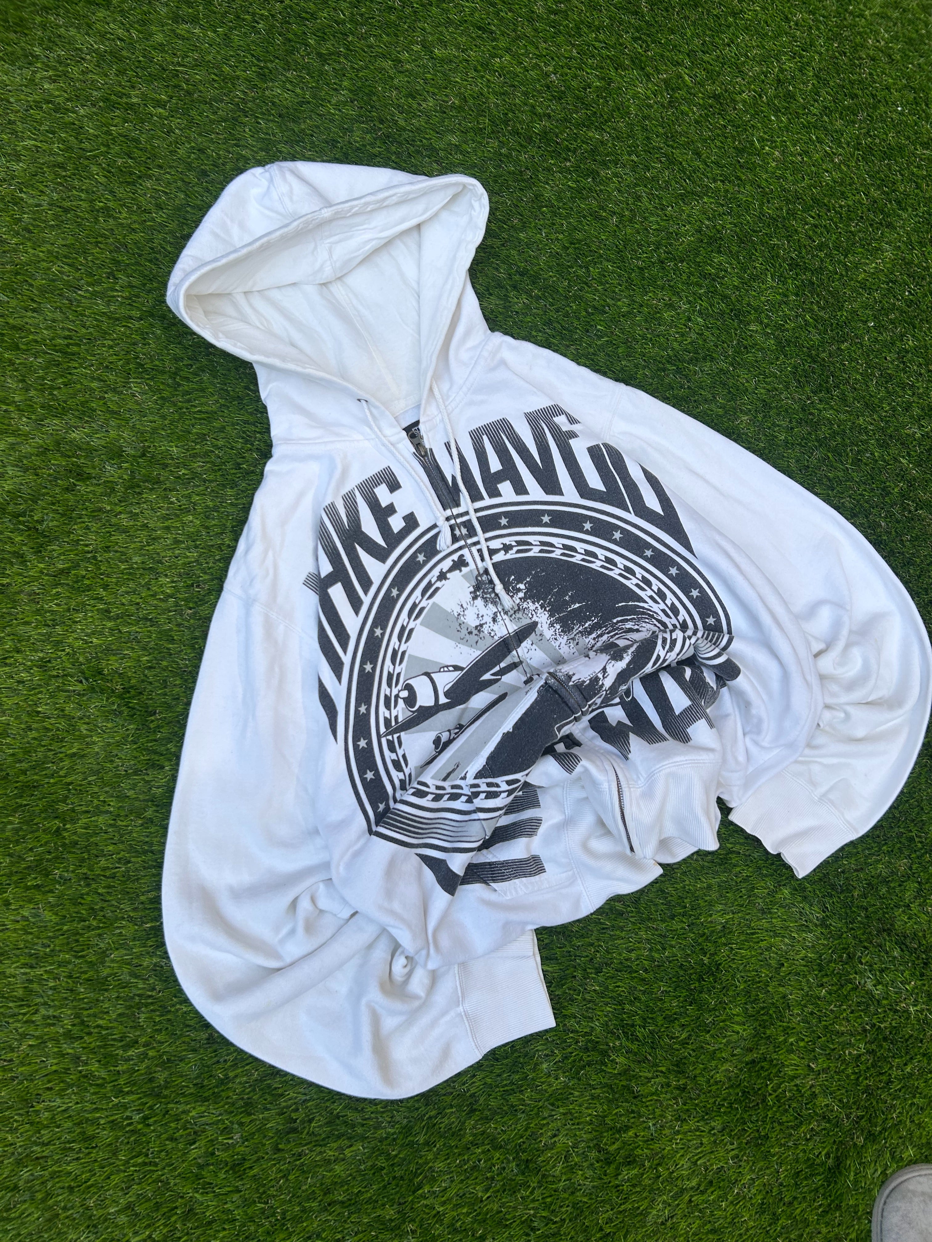 Vintage Billabong “Take Waves Not War” Zip Up Hoodie